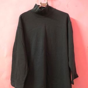 H&M Black Turtleneck Sweatshirt (S)